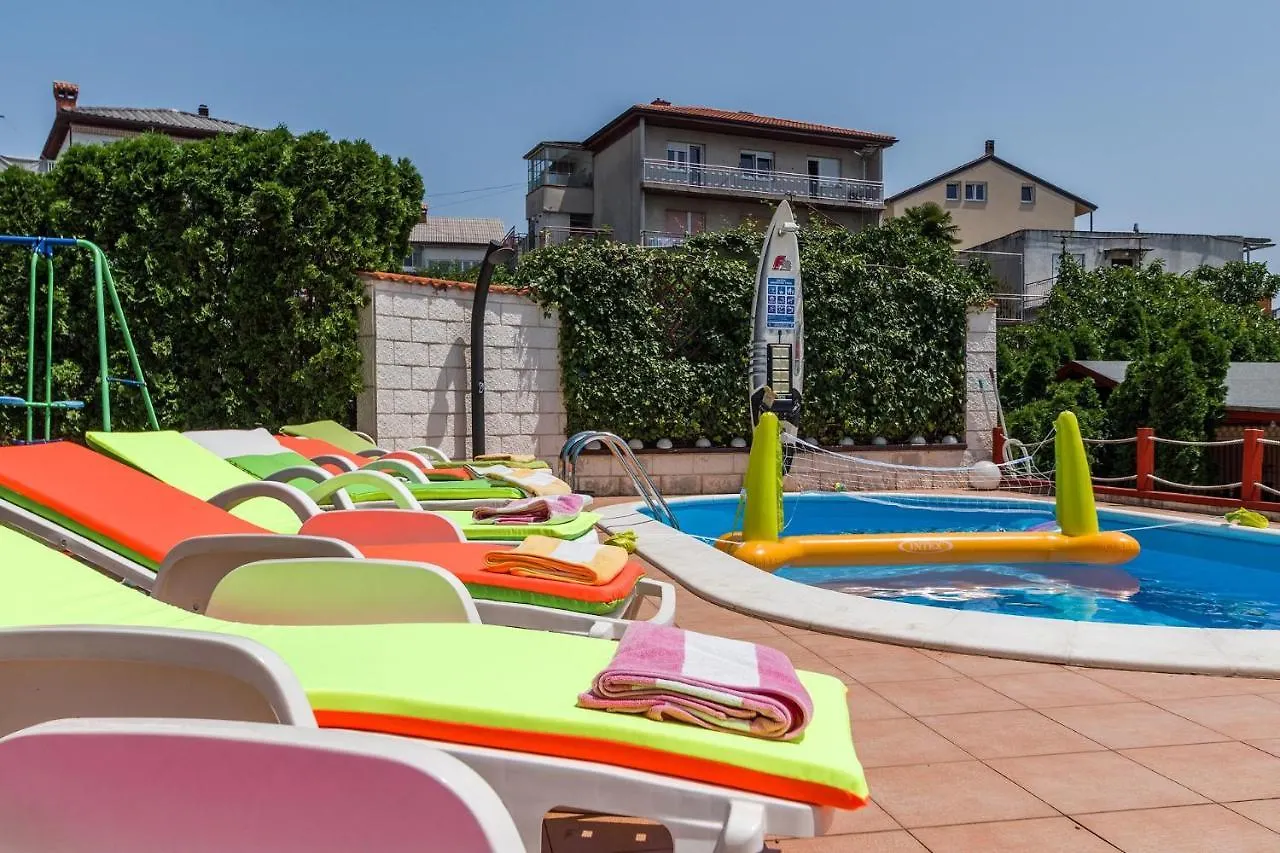 Apartment Pool&Garden Rijeka 0*,