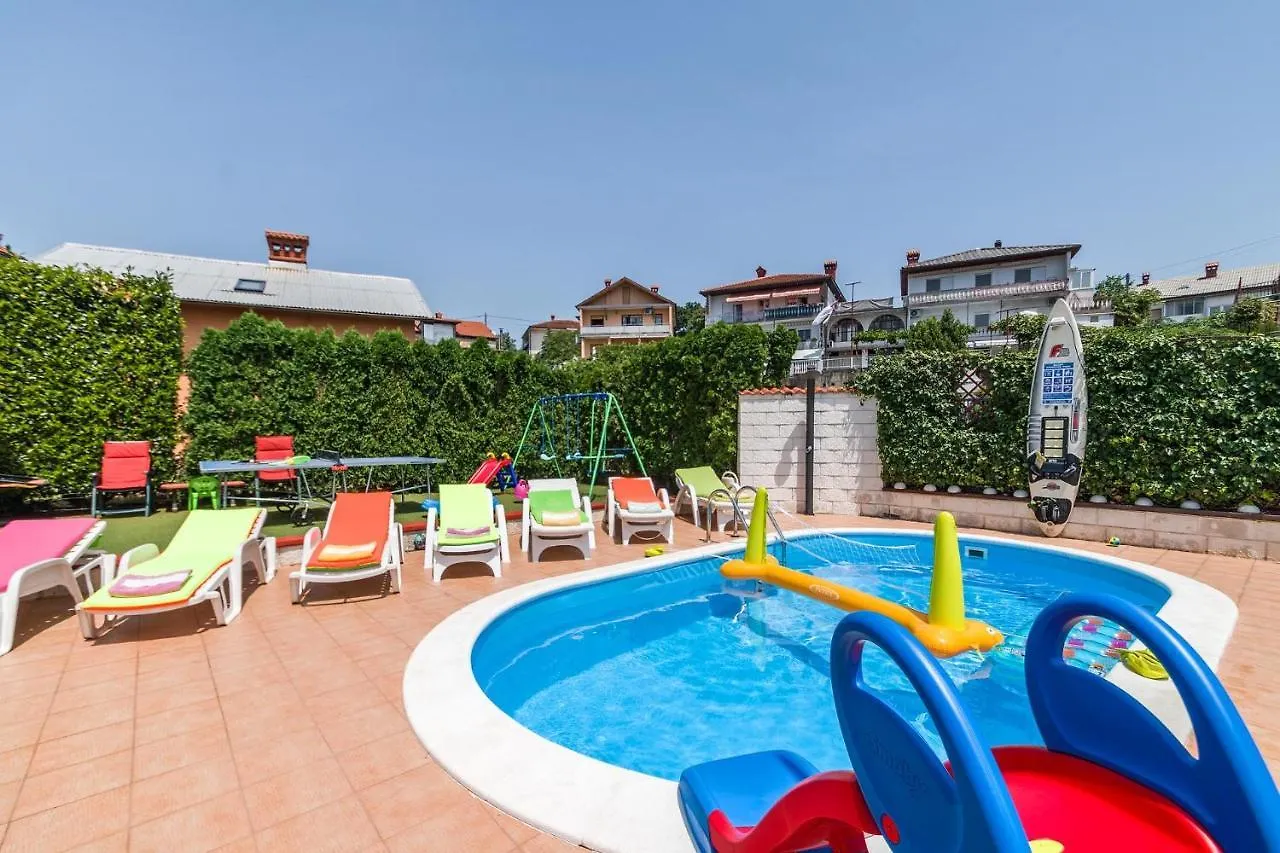 Apartment Pool&Garden Rijeka